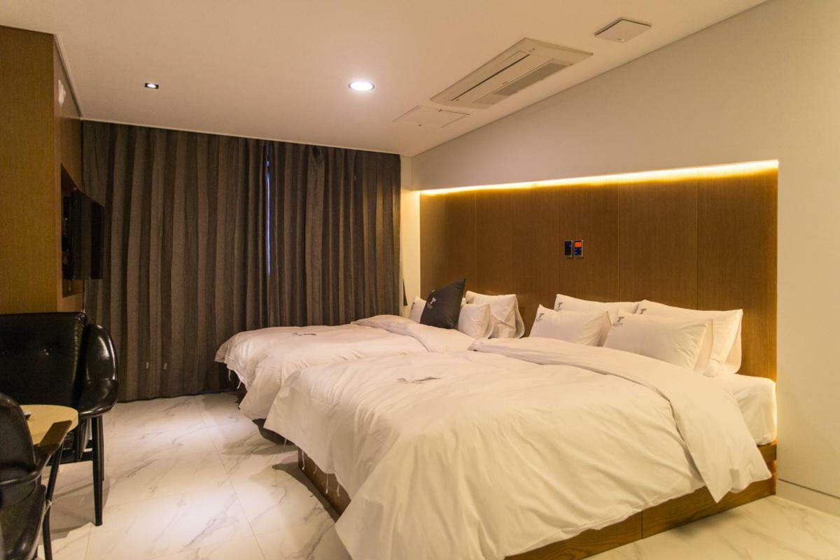 ג'אונג'ו The City Hotel מראה חיצוני תמונה